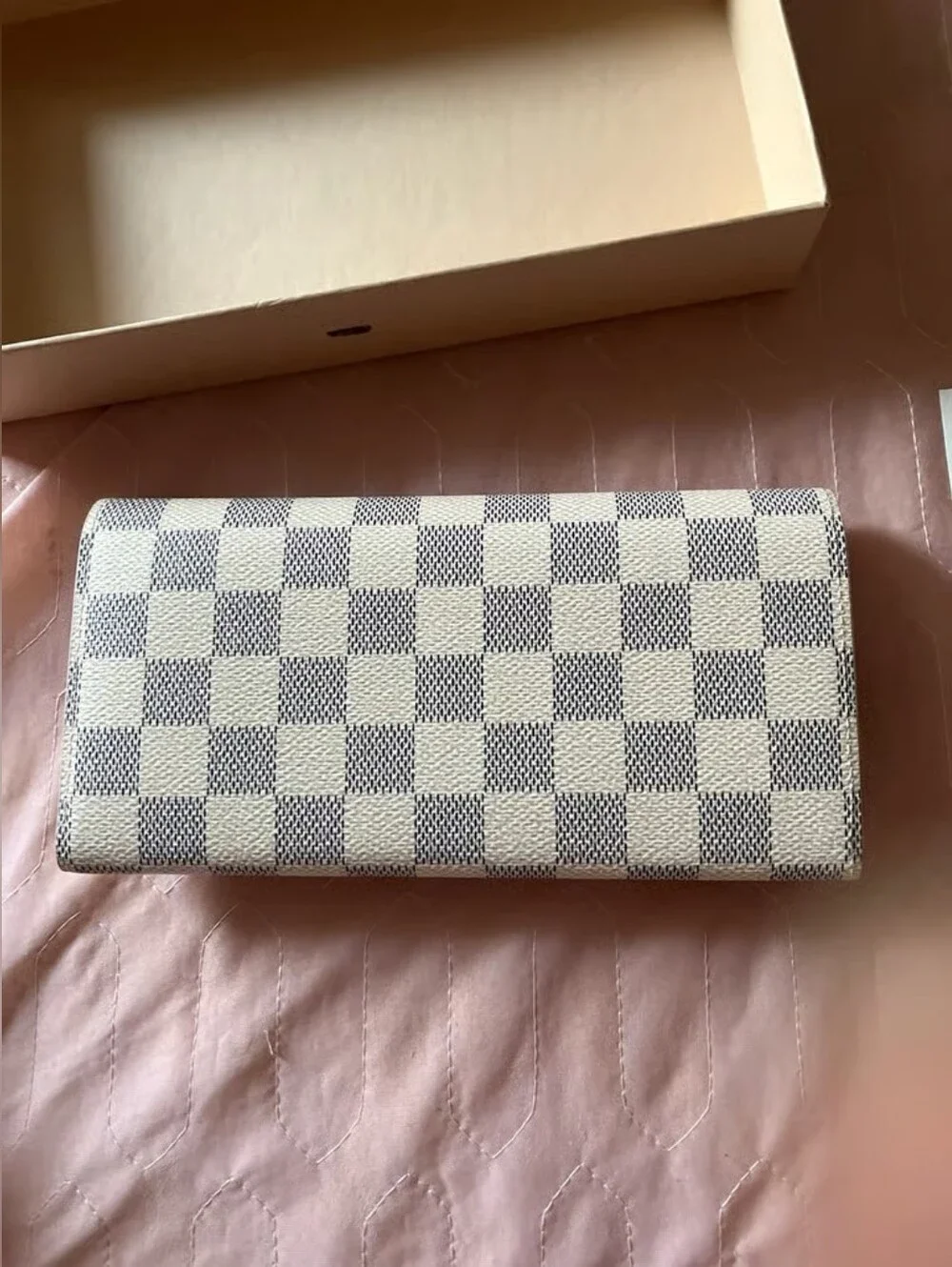 Louis Vuitton Damier Azur Checkered Canvas Wallet in White and Light Gray - Picture 5 of 10
